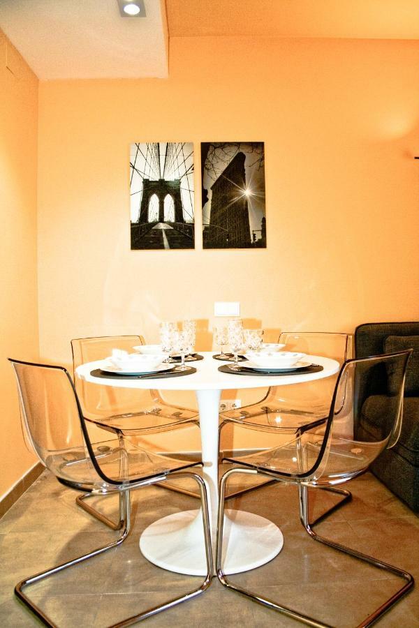 Urban Manresa-City Center Apartment With Balcony 외부 사진